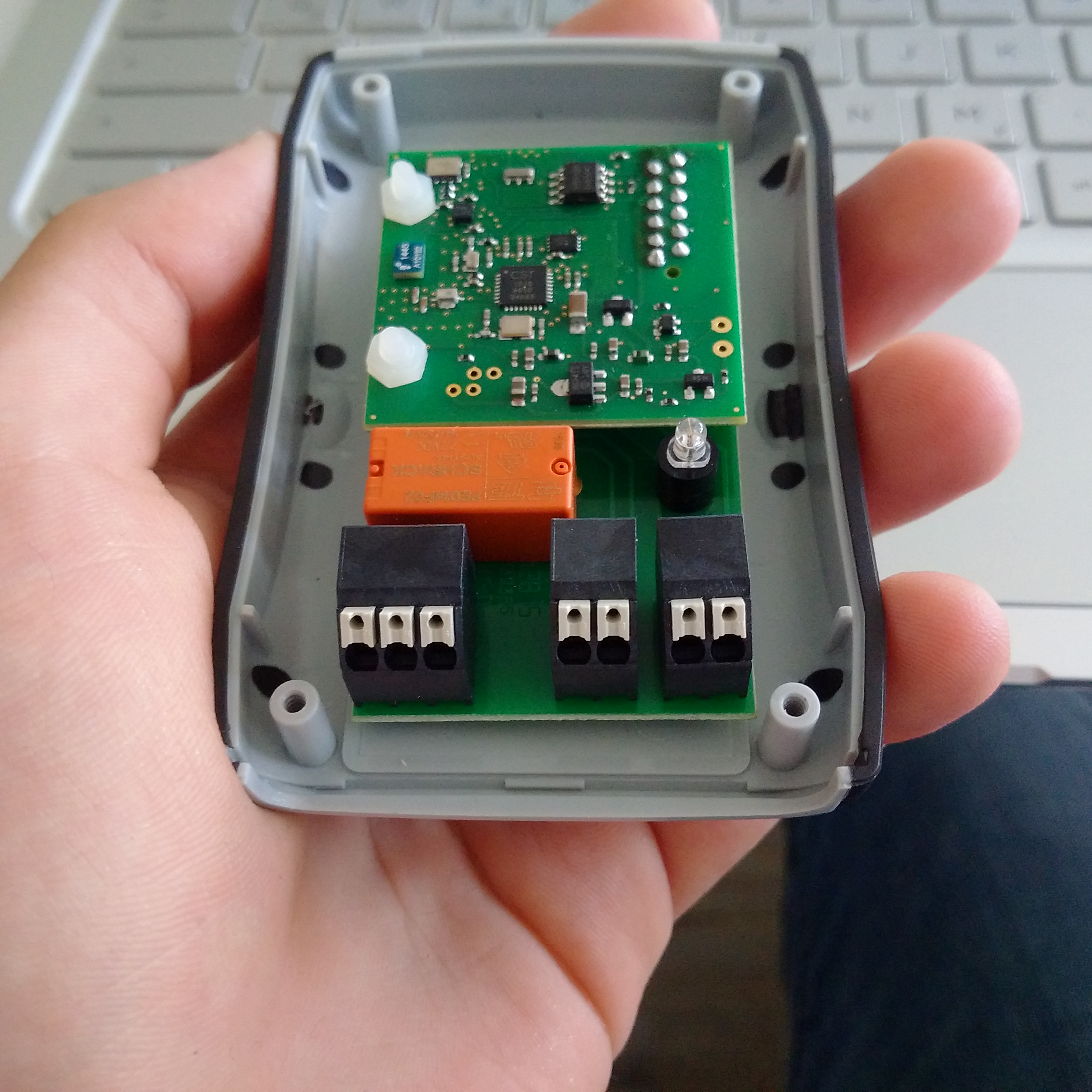 secuentry relay